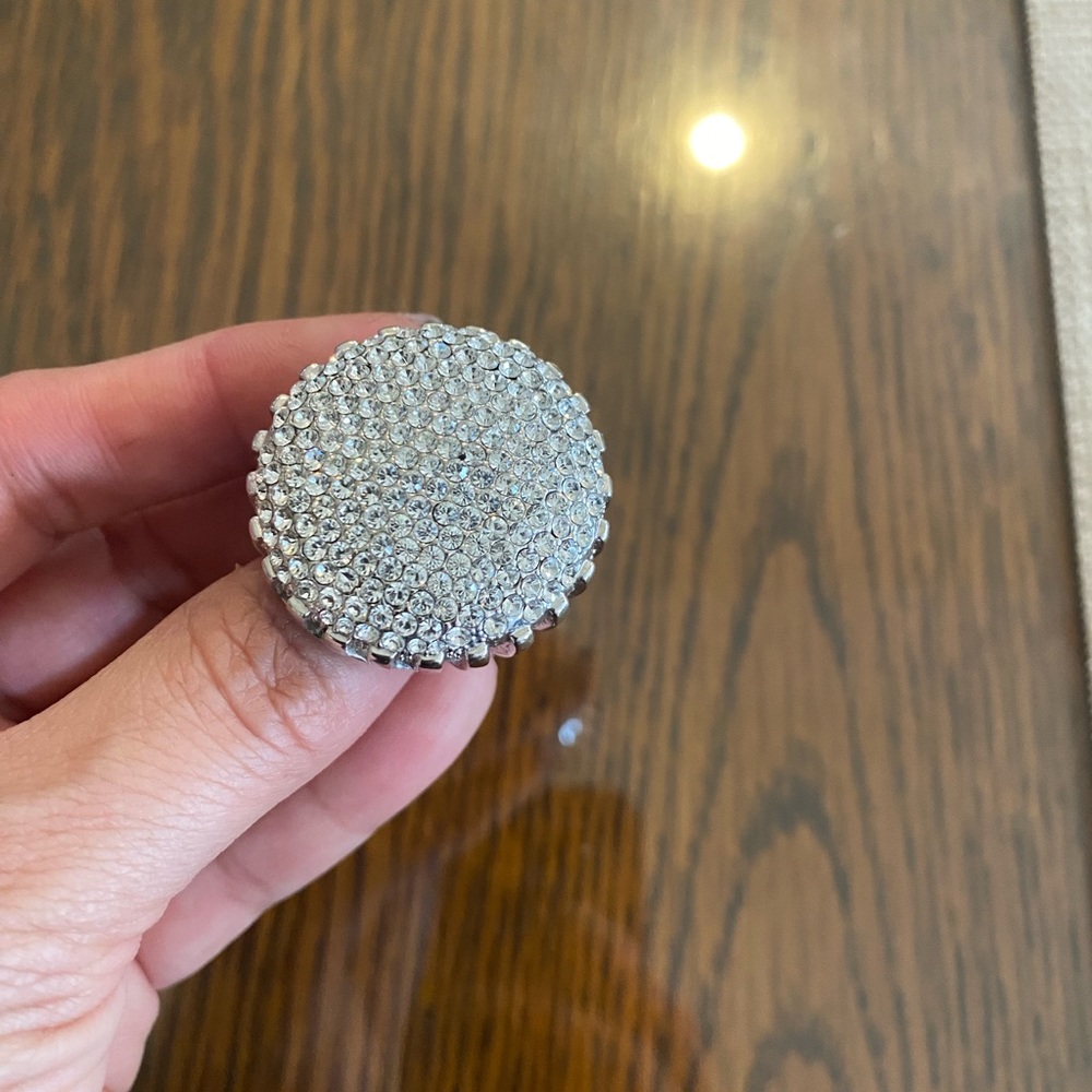 Bling Ring! - Picture 2 of 2